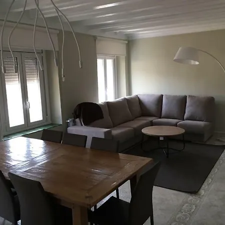 Apartment La Farmacia
